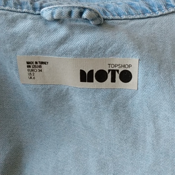 3/$15 Topshop denim shirt sz2 - Picture 5 of 7